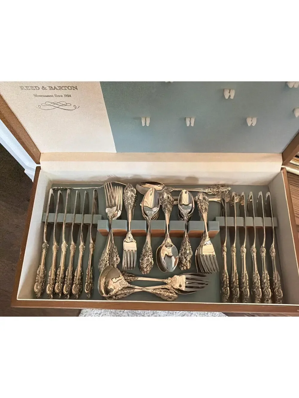 Godinger Baroque Silverplate Flatware Set – 68 Pc Service for 12 w Chest